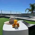 Apartment Ocean View By Charmes C *