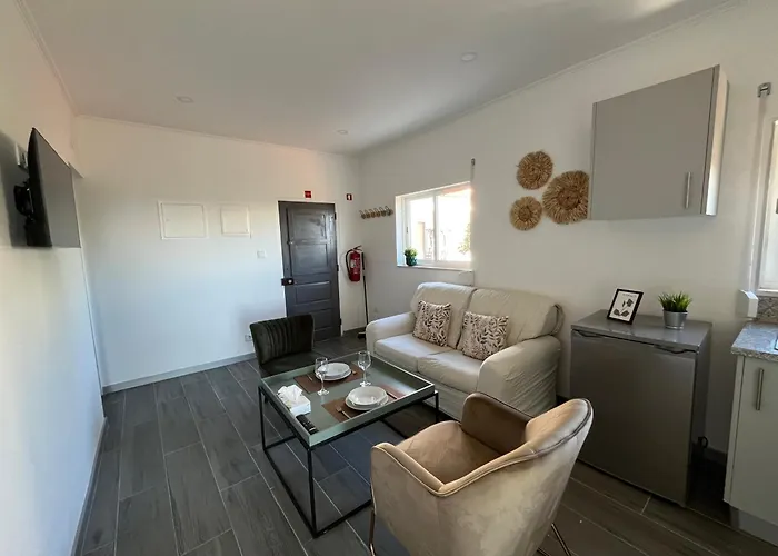 Апартаменти Ocean View By Charmes C *